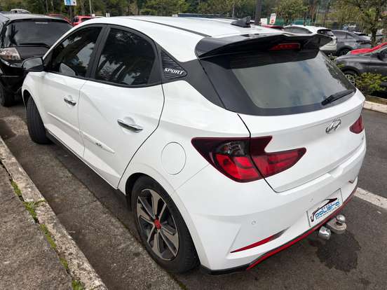 HYUNDAI-HB20-2022