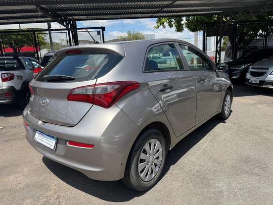 HYUNDAI-HB20-1.0 UNIQUE 12V FLEX 4P MANUAL HYUNDAI-HB20-2019