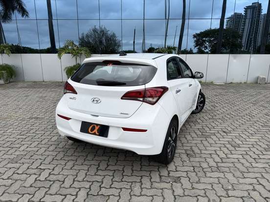 HYUNDAI-HB20-2018