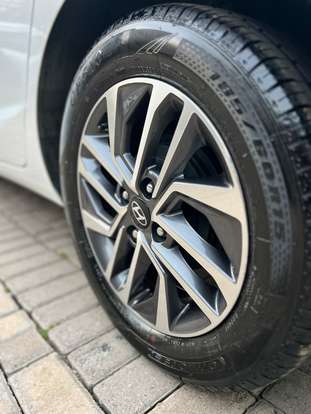 HYUNDAI-HB20-2020