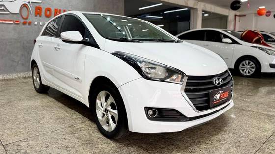 HYUNDAI HB20 1.6 COMFORT PLUS 16V FLEX 4P AUTOMÁTICO
