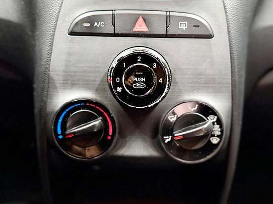 HYUNDAI-HB20-1.6 COMFORT PLUS 16V FLEX 4P AUTOMÁTICO HYUNDAI-HB20-2015