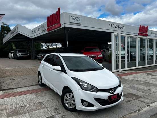 HYUNDAI-HB20-2015