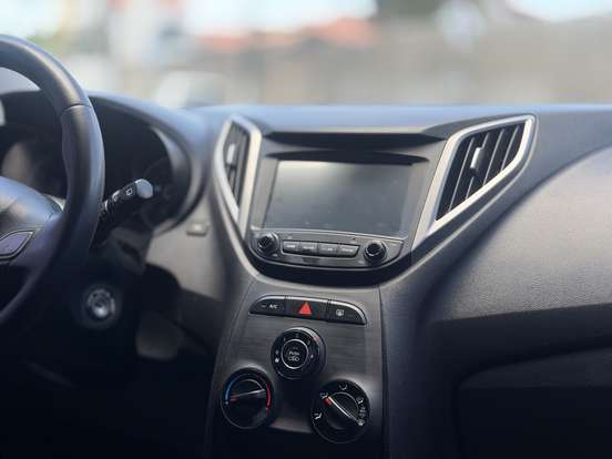 HYUNDAI-HB20-2019