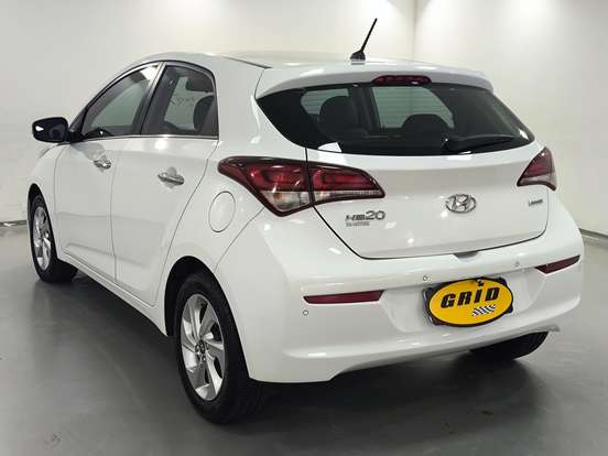 HYUNDAI-HB20-1.6 PREMIUM 16V FLEX 4P AUTOMÁTICO HYUNDAI-HB20-2017