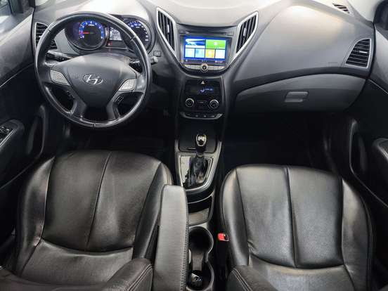 HYUNDAI-HB20-1.6 PREMIUM 16V FLEX 4P AUTOMÁTICO HYUNDAI-HB20-2017