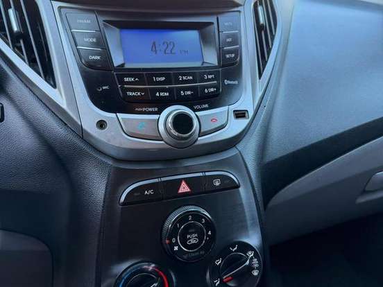 HYUNDAI-HB20-1.6 PREMIUM 16V FLEX 4P MANUAL HYUNDAI-HB20-2014