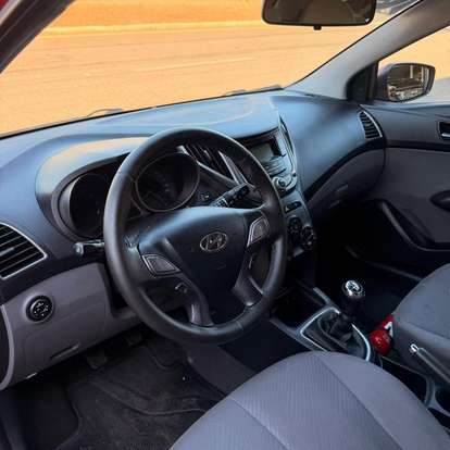 HYUNDAI-HB20-2014