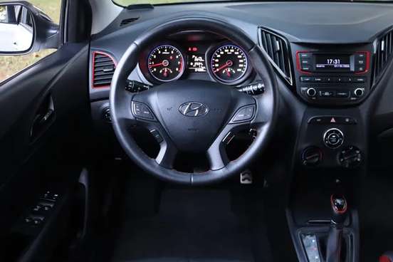 HYUNDAI-HB20-1.6 R SPEC 16V FLEX 4P AUTOMÁTICO HYUNDAI-HB20-2017