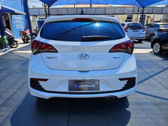 HYUNDAI-HB20-1.6 R SPEC 16V FLEX 4P MANUAL HYUNDAI-HB20-2016
