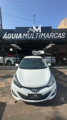 HYUNDAI HB20S 1.0 COMFORT PLUS 12V FLEX 4P MANUAL