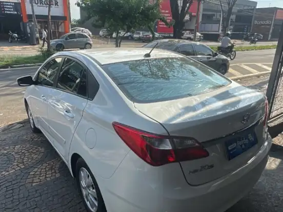 HYUNDAI-HB20S-1.0 COMFORT PLUS 12V FLEX 4P MANUAL HYUNDAI-HB20S-2015