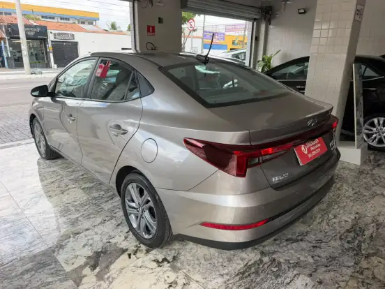 HYUNDAI-HB20S-2024