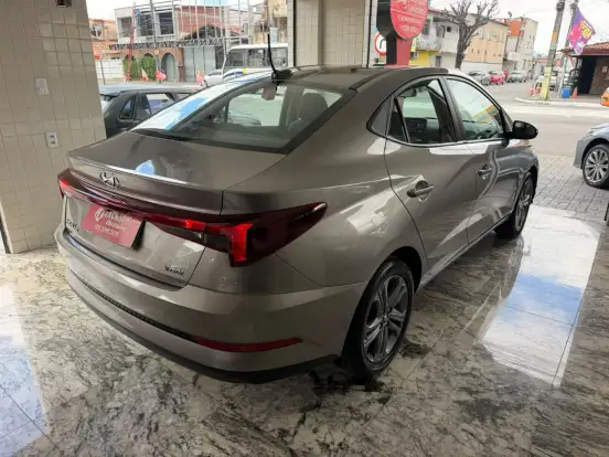HYUNDAI-HB20S-2024