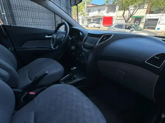 HYUNDAI-HB20S-1.6 COMFORT PLUS 16V FLEX 4P AUTOMÁTICO HYUNDAI-HB20S-2019