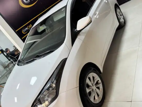 HYUNDAI-HB20S-1.6 COMFORT STYLE 16V FLEX 4P MANUAL HYUNDAI-HB20S-2015