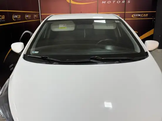 HYUNDAI-HB20S-1.6 COMFORT STYLE 16V FLEX 4P MANUAL HYUNDAI-HB20S-2015