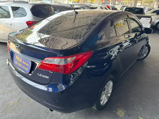 HYUNDAI-HB20S-1.6 PREMIUM 16V FLEX 4P MANUAL HYUNDAI-HB20S-2013