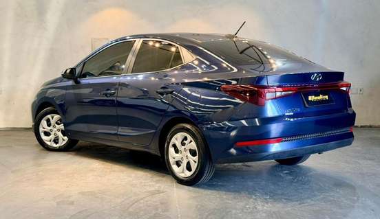 HYUNDAI-HB20S-2025