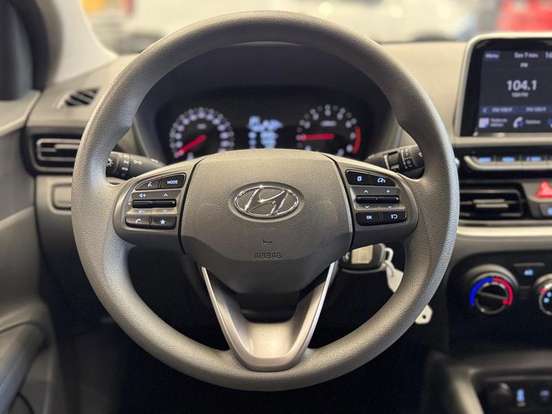 HYUNDAI-HB20S-2025
