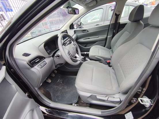 HYUNDAI-HB20S-2024