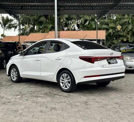 HYUNDAI-HB20S-2024