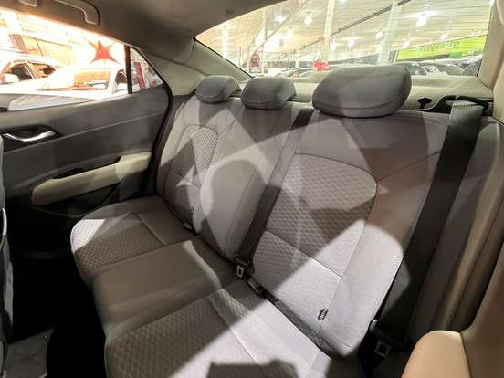 HYUNDAI-HB20S-2021