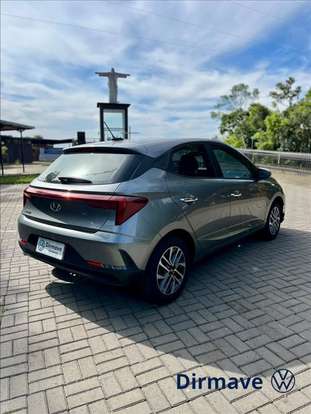 HYUNDAI-HB20S-2024