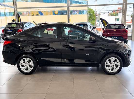 HYUNDAI-HB20S-2020