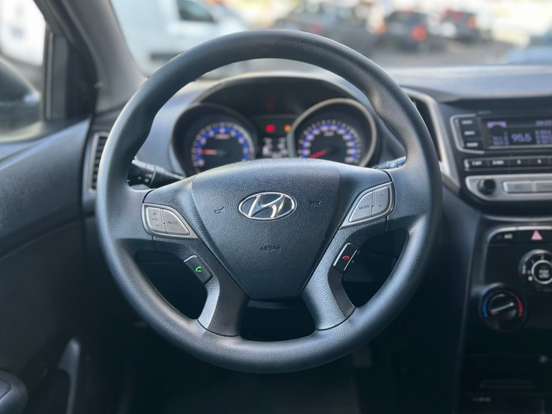 HYUNDAI-HB20S-2017