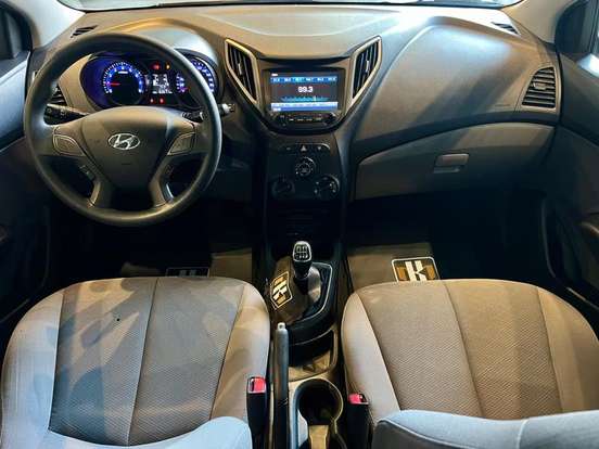 HYUNDAI-HB20S-1.0 COMFORT PLUS 12V TURBO FLEX 4P MANUAL HYUNDAI-HB20S-2017