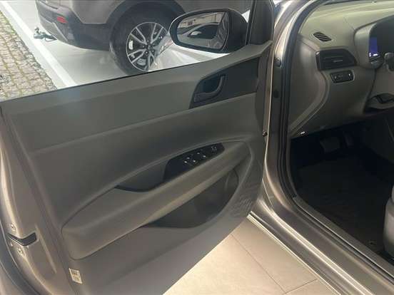 HYUNDAI-HB20S-1.0 TGDI FLEX COMFORT PLUS AUTOMÁTICO HYUNDAI-HB20S-2024