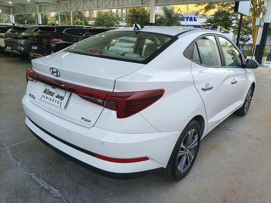HYUNDAI-HB20S-2025