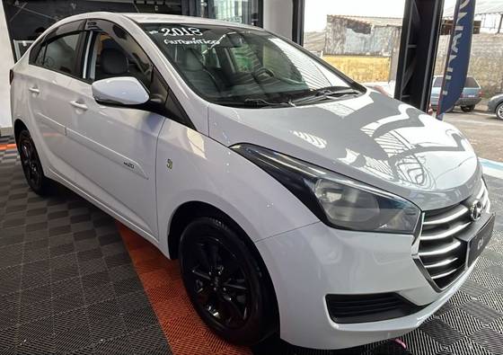 HYUNDAI HB20S 1.6 COMFORT STYLE 16V FLEX 4P AUTOMÁTICO