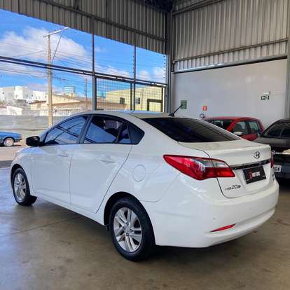 HYUNDAI-HB20S-1.6 PREMIUM 16V FLEX 4P AUTOMÁTICO HYUNDAI-HB20S-2013
