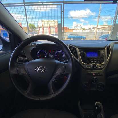 HYUNDAI-HB20S-1.6 PREMIUM 16V FLEX 4P AUTOMÁTICO HYUNDAI-HB20S-2013