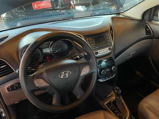 HYUNDAI-HB20S-1.6 PREMIUM 16V FLEX 4P AUTOMÁTICO HYUNDAI-HB20S-2016