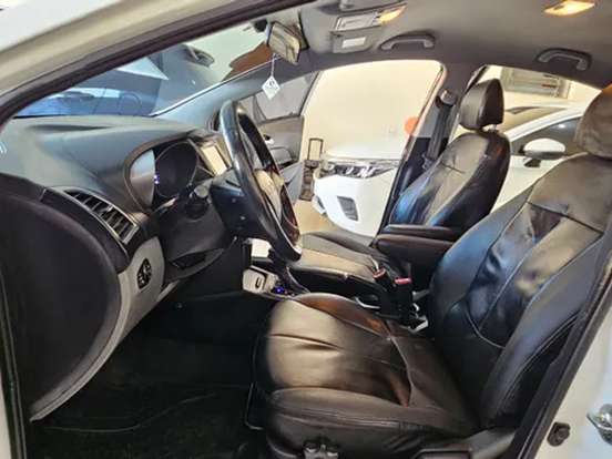 HYUNDAI-HB20S-1.6 PREMIUM 16V FLEX 4P AUTOMÁTICO HYUNDAI-HB20S-2018