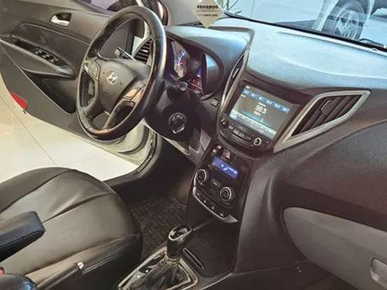 HYUNDAI-HB20S-1.6 PREMIUM 16V FLEX 4P AUTOMÁTICO HYUNDAI-HB20S-2018