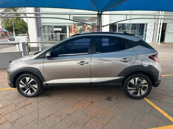 HYUNDAI-HB20X-2021