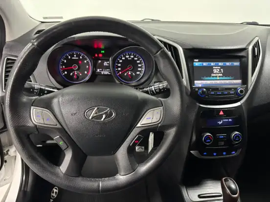HYUNDAI-HB20X-2019