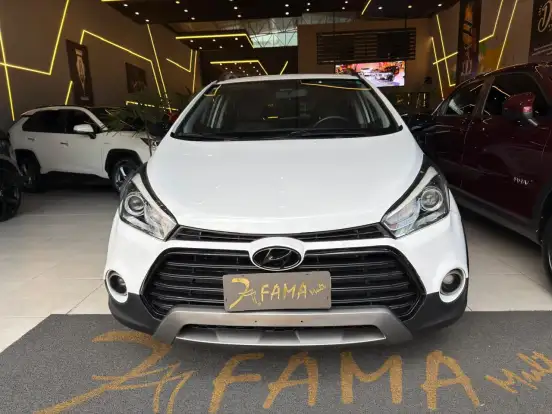 HYUNDAI-HB20X-2016