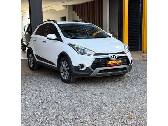 HYUNDAI-HB20X-1.6 16V PREMIUM FLEX 4P AUTOMÁTICO HYUNDAI-HB20X-2016