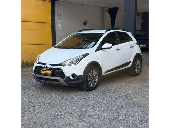 HYUNDAI-HB20X-1.6 16V PREMIUM FLEX 4P AUTOMÁTICO HYUNDAI-HB20X-2016