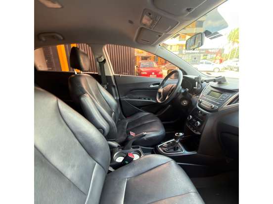 HYUNDAI-HB20X-1.6 16V PREMIUM FLEX 4P AUTOMÁTICO HYUNDAI-HB20X-2016
