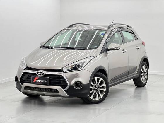 HYUNDAI HB20X 1.6 16V PREMIUM FLEX 4P AUTOMÁTICO