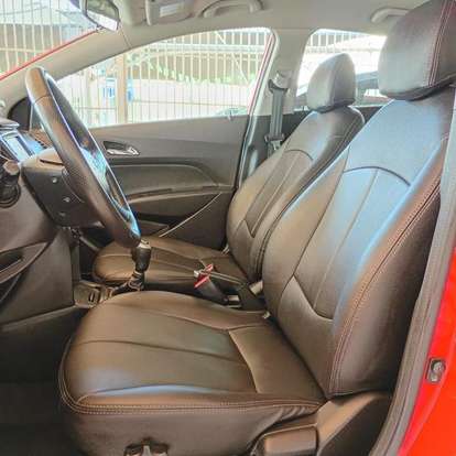HYUNDAI-HB20X-2015