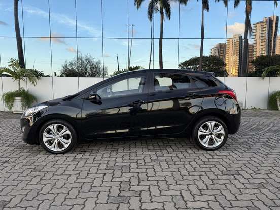 HYUNDAI-I30-2012