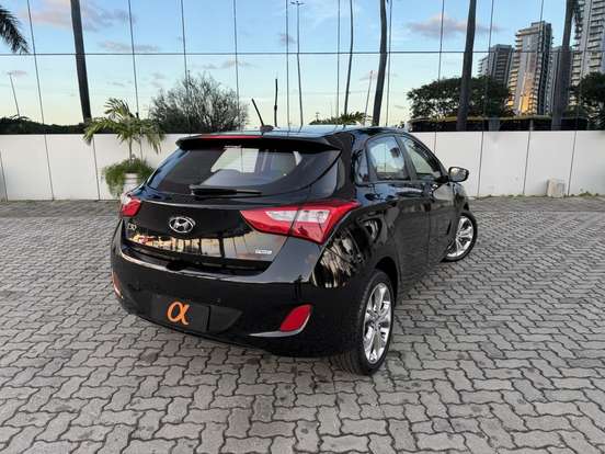 HYUNDAI-I30-1.6 MPFI 16V FLEX 4P AUTOMÁTICO HYUNDAI-I30-2012
