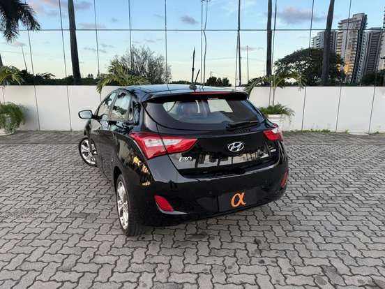HYUNDAI-I30-2012